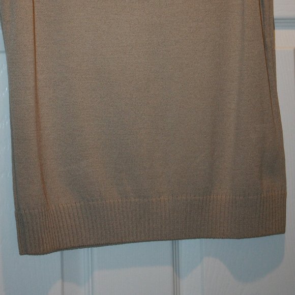 ST JOHN SPORT KNIT TANK ST JOHN 🌵SMALL - Picture 3 of 4